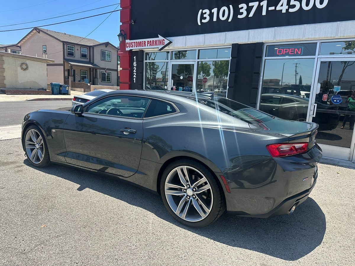 2017 Chevrolet Camaro 1LT photo 5