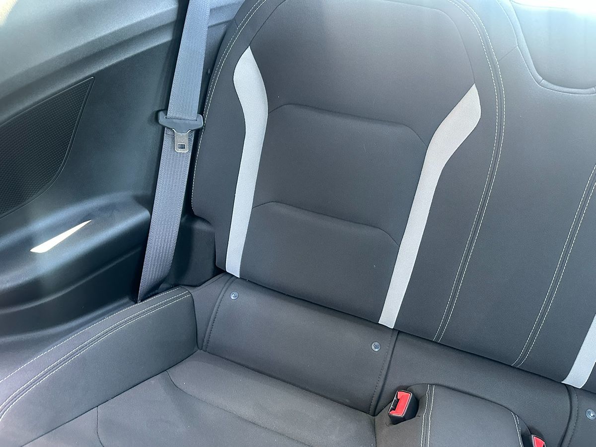 2017 Chevrolet Camaro 1LT photo 15