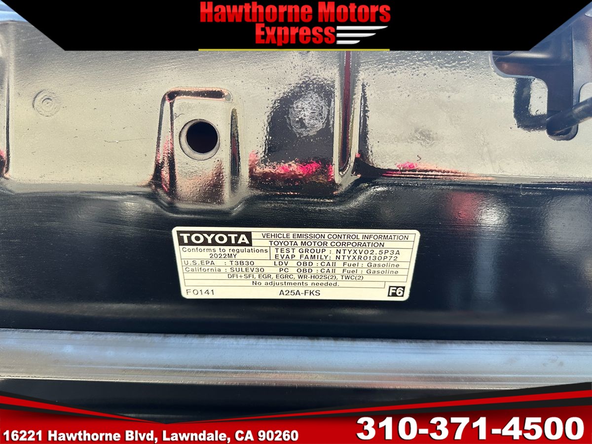 2022 Toyota Camry LE - Photo 22