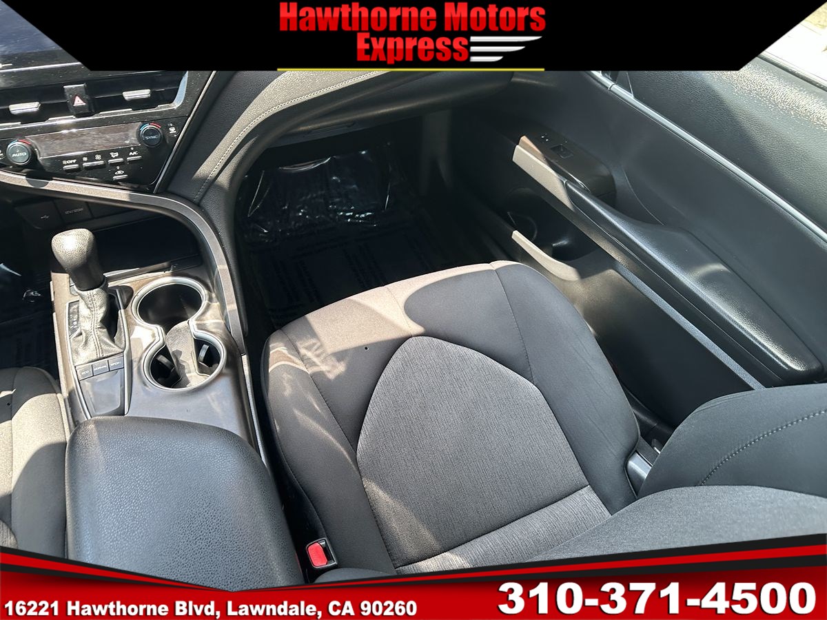 2022 Toyota Camry LE - Photo 12