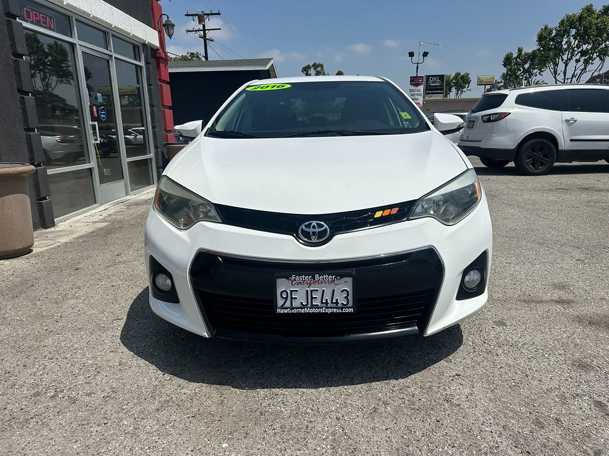 2016 Toyota Corolla S photo 2