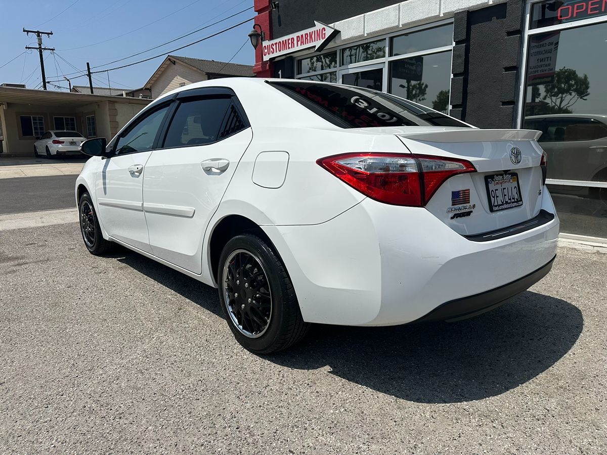 2016 Toyota Corolla S photo 5