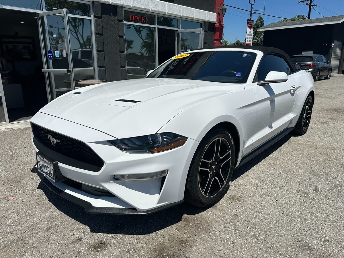 2021 Ford Mustang EcoBoost Convertible photo 3