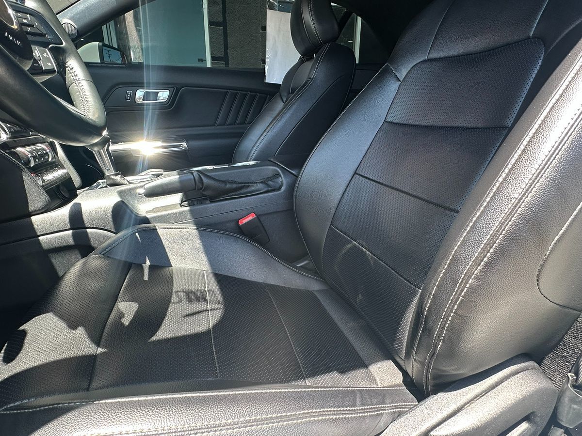 2021 Ford Mustang EcoBoost Convertible photo 14