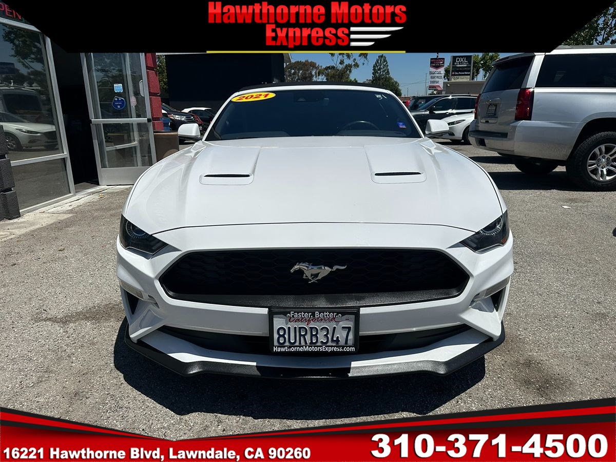 2021 Ford Mustang EcoBoost - Photo 2