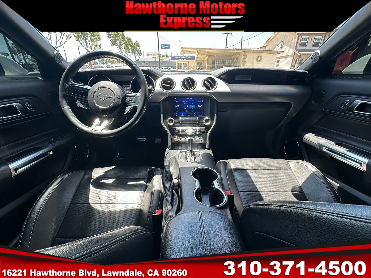 2021 Ford Mustang EcoBoost - Photo 11