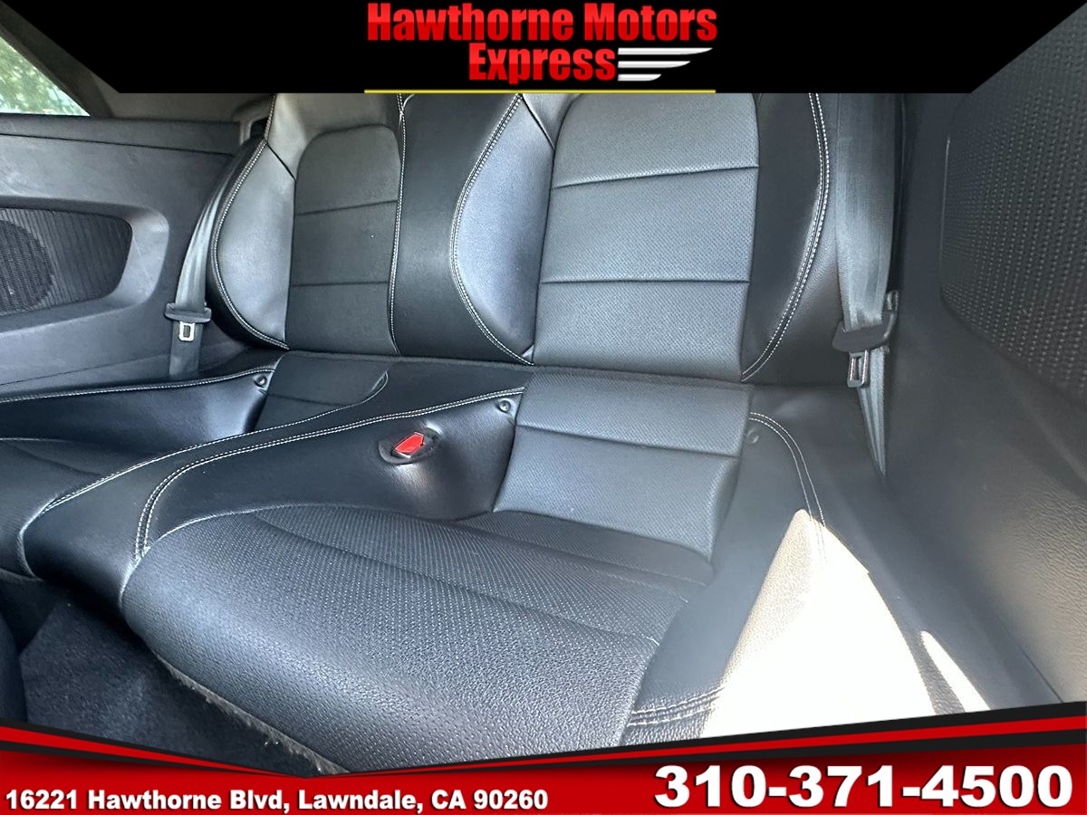 2021 Ford Mustang EcoBoost - Photo 15