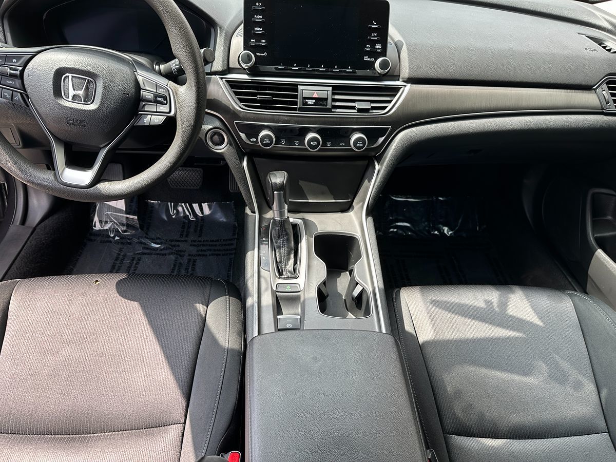 2020 Honda Accord LX 1.5T photo 12