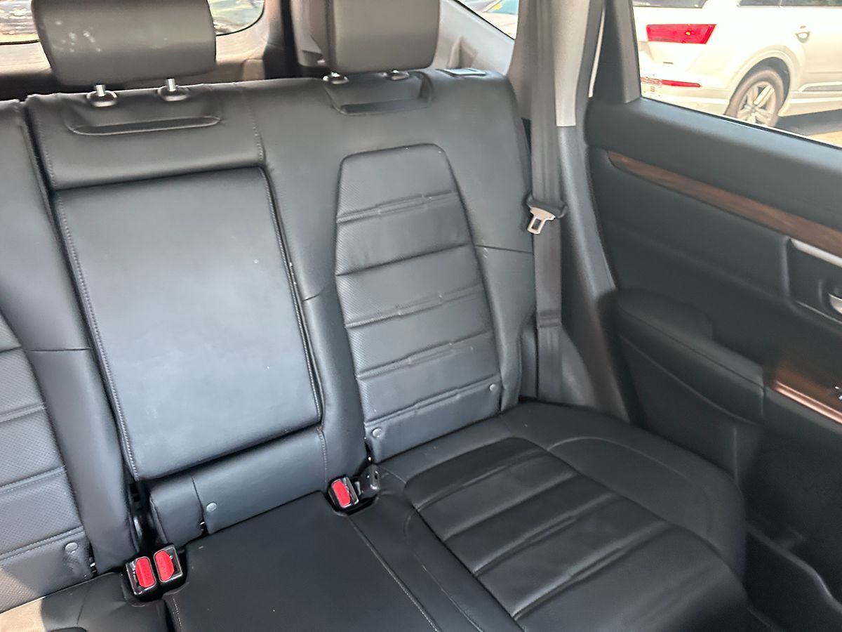2018 Honda CR-V Touring photo 20