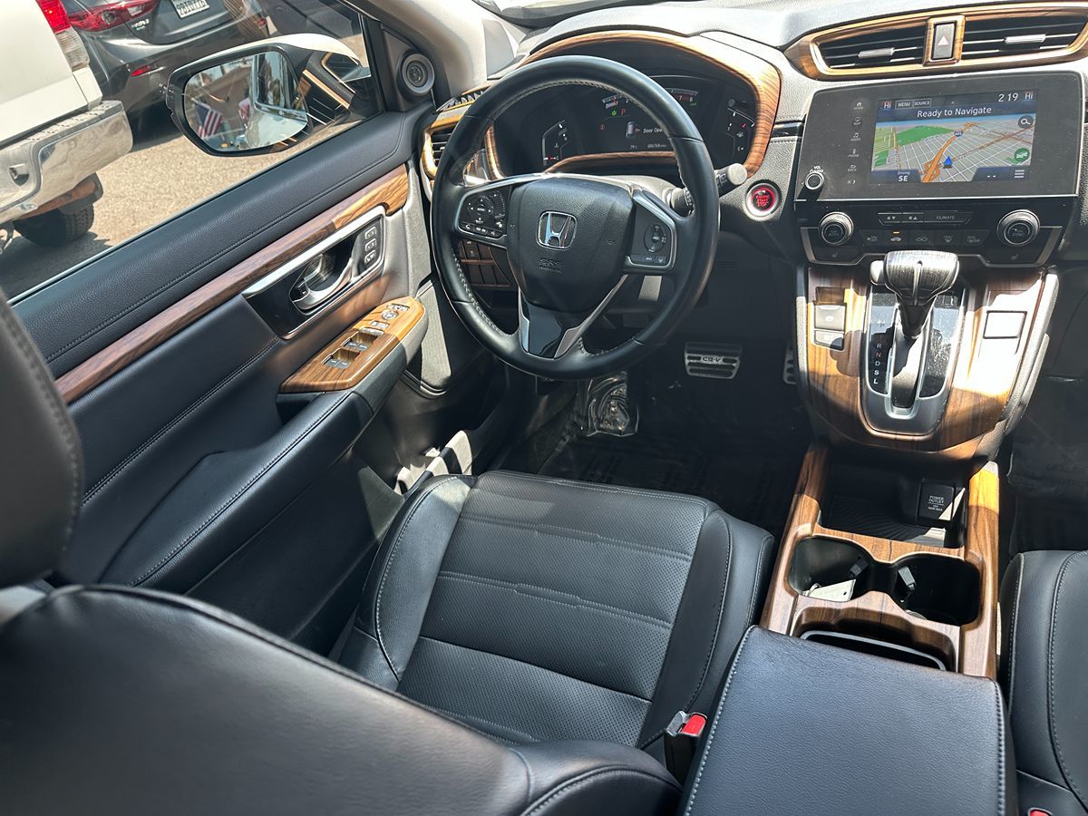2018 Honda CR-V Touring photo 10
