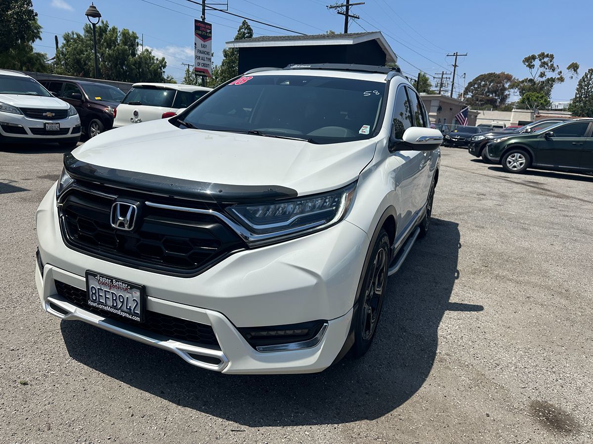 2018 Honda CR-V Touring photo 3