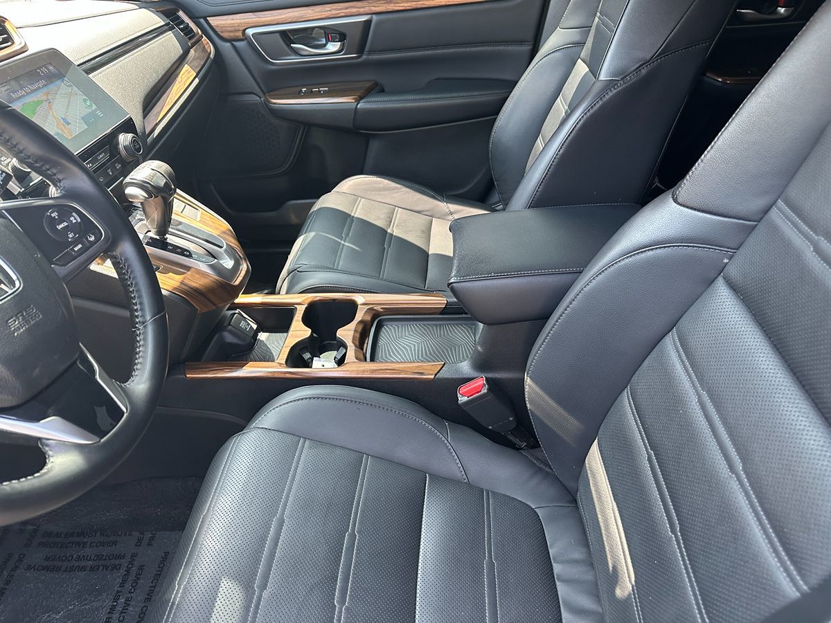 2018 Honda CR-V Touring photo 16