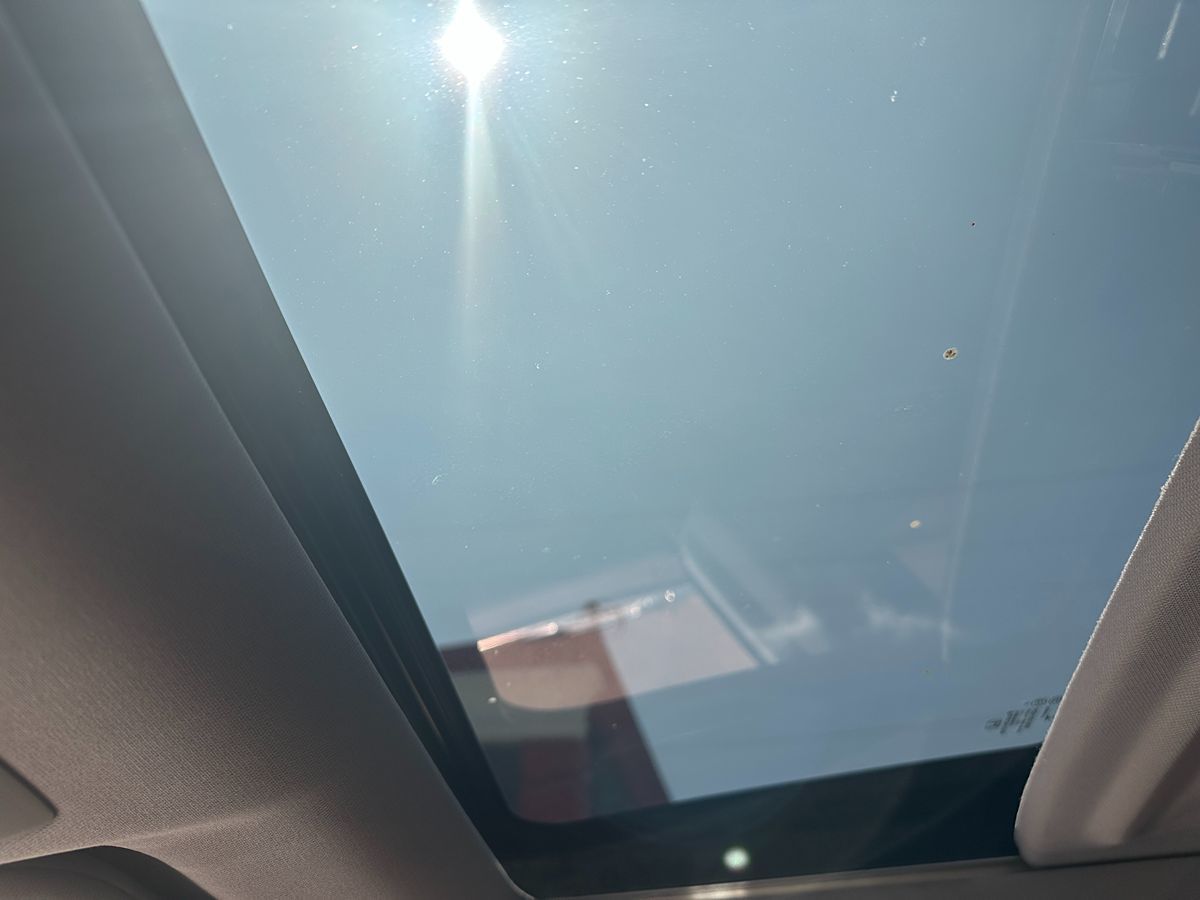 2018 Honda CR-V Touring photo 15