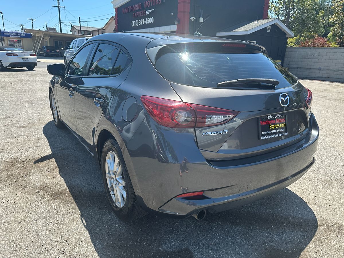 2017 Mazda Mazda3 Sport photo 5