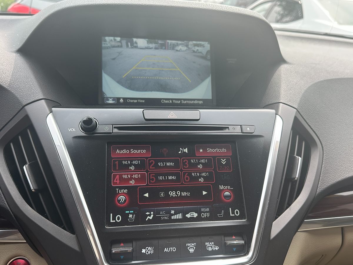 2015 Acura MDX Advance Entertainment photo 13