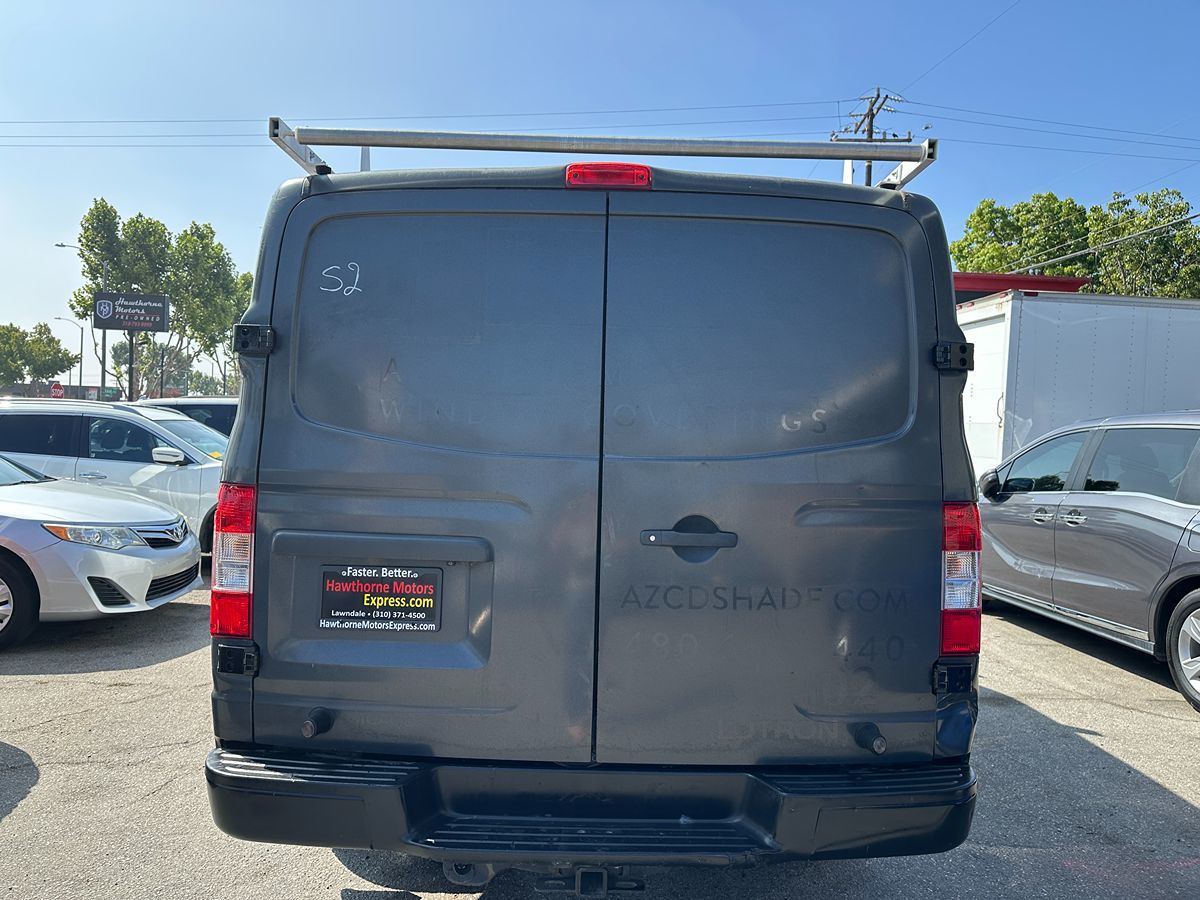 2018 Nissan NV1500 photo 2