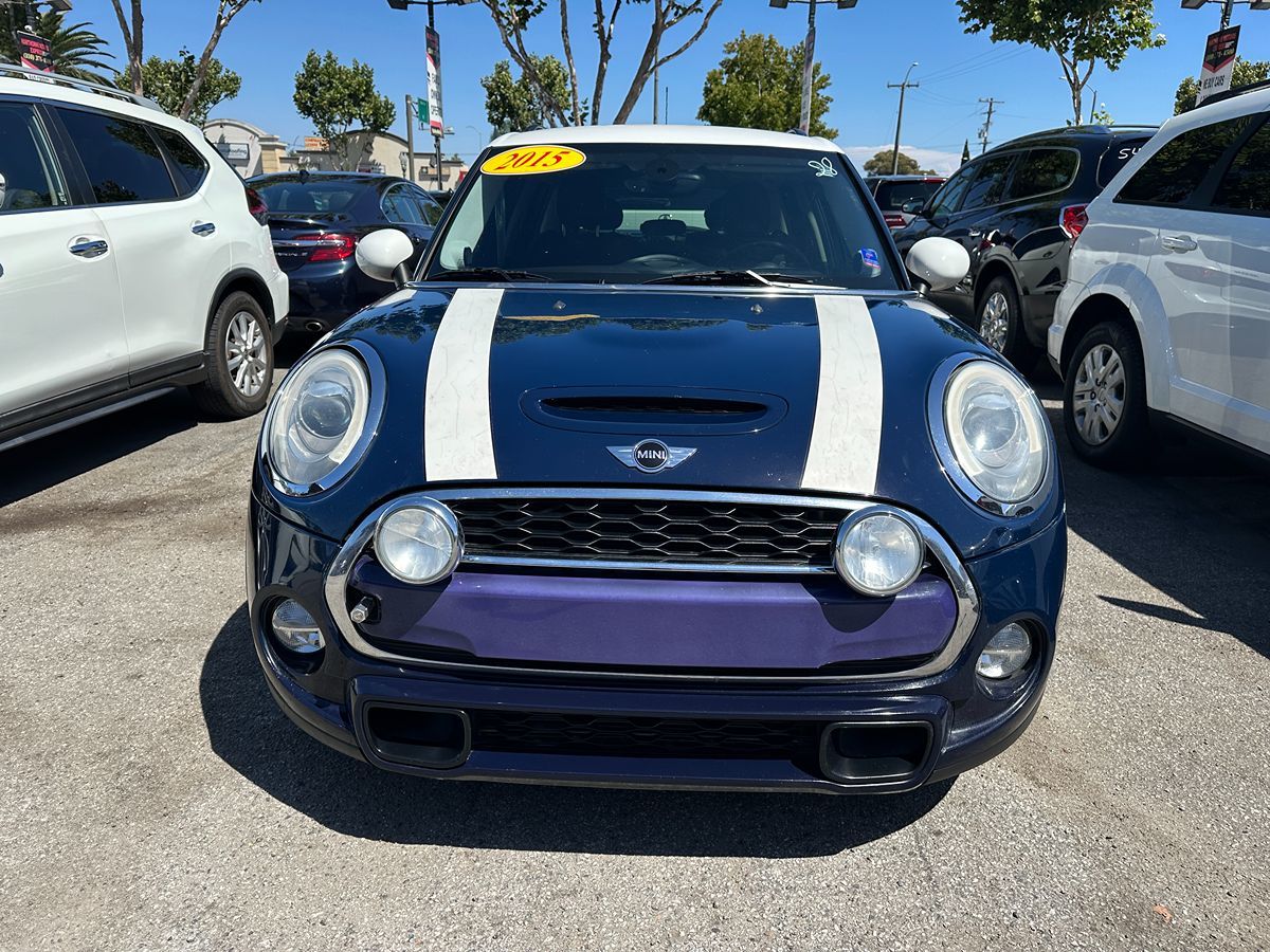 2015 Mini Cooper Hardtop 4 Door S photo 2