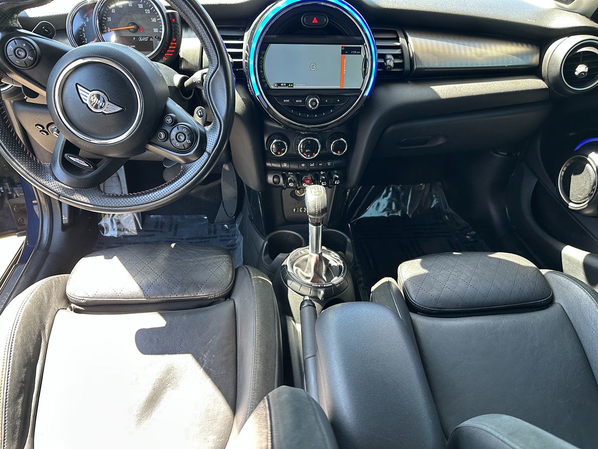 2015 Mini Cooper Hardtop 4 Door S photo 10