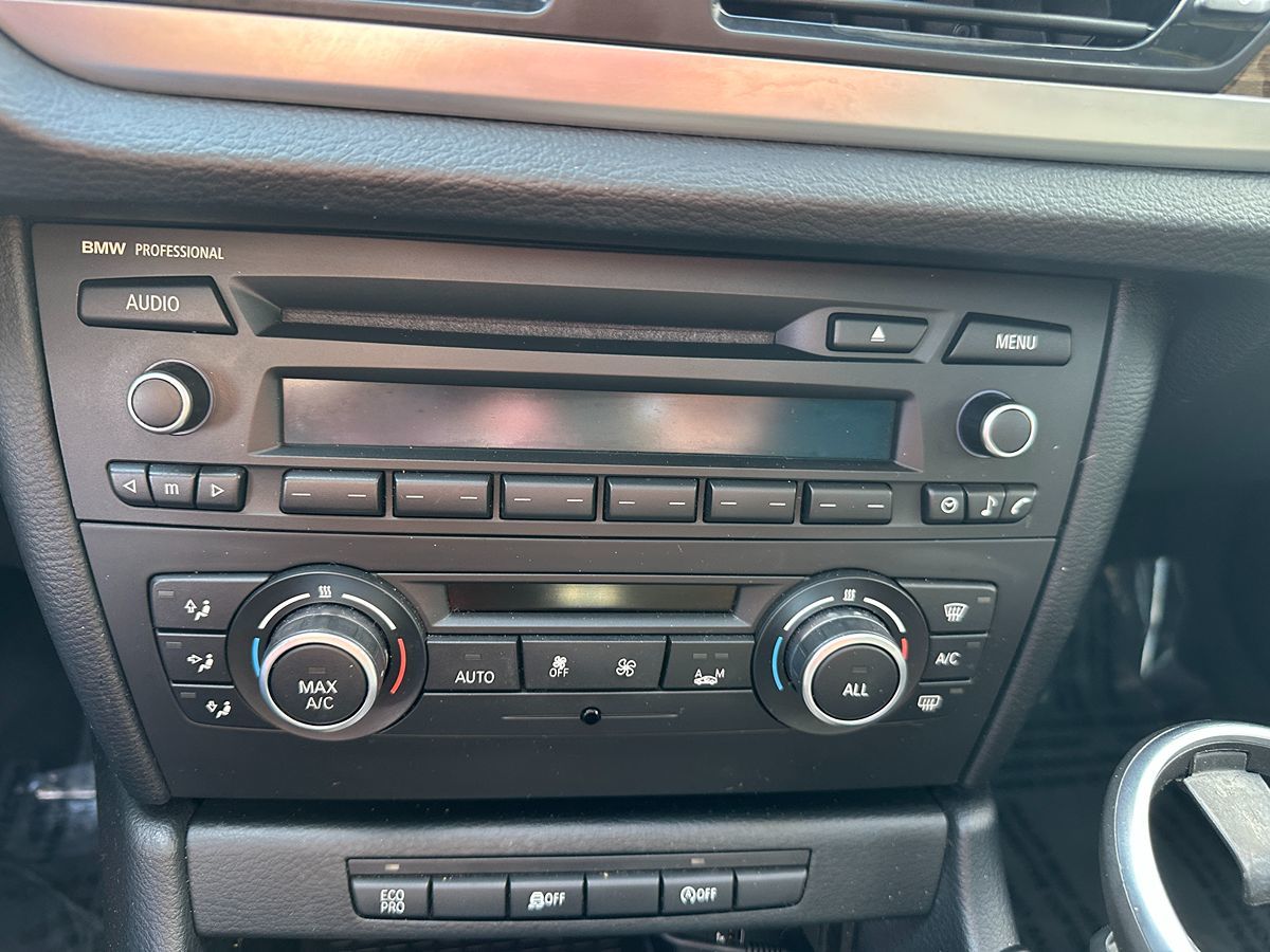 2015 Bmw X1 sDrive28i photo 16