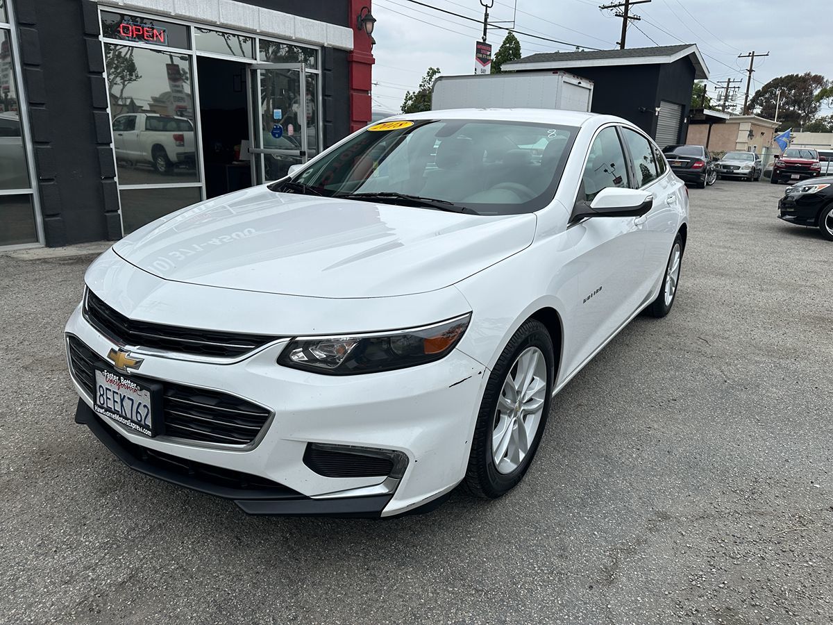 2018 Chevrolet Malibu 1LT photo 3