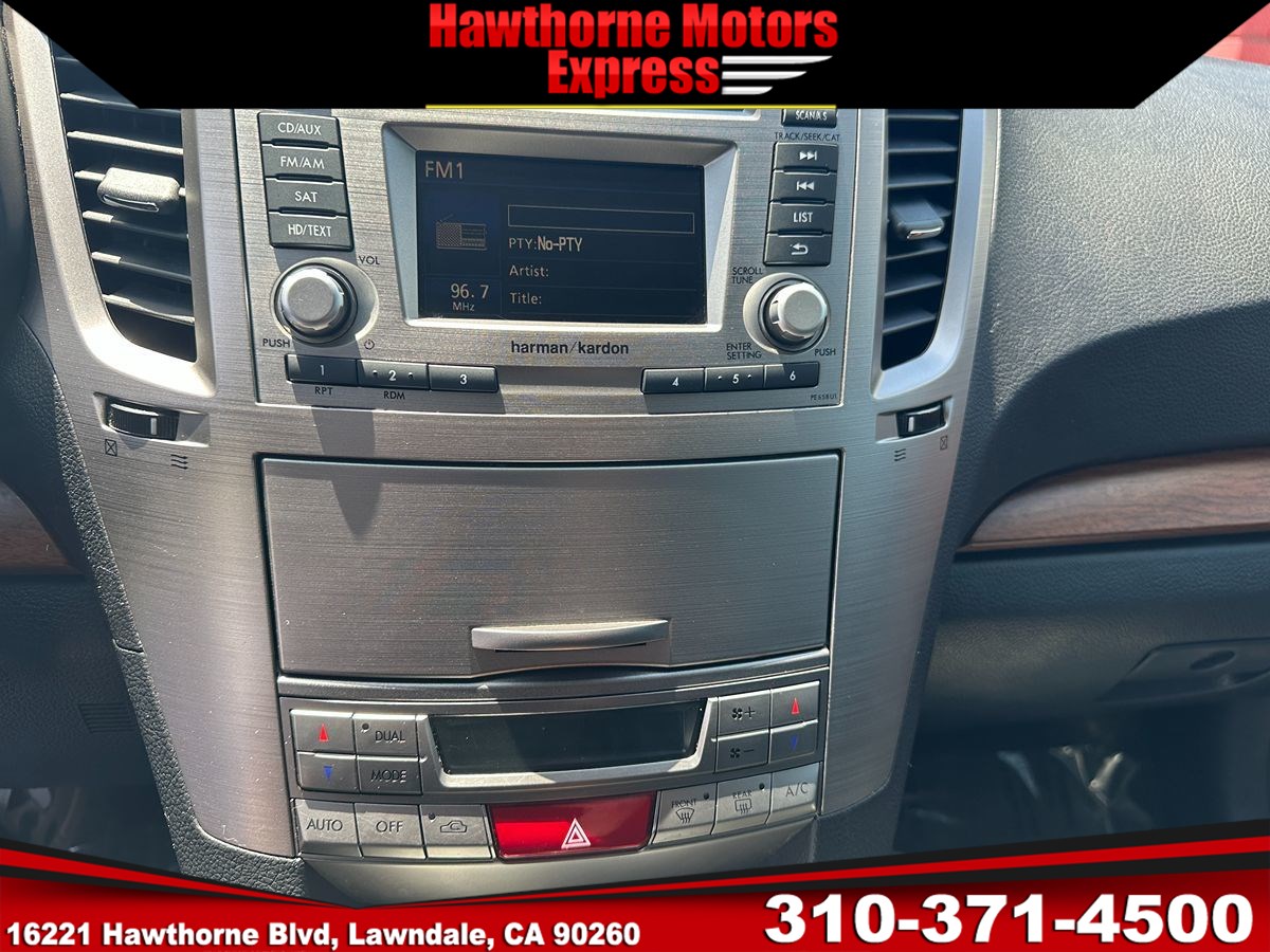 2014 Subaru Outback 2.5i Limited - Photo 12