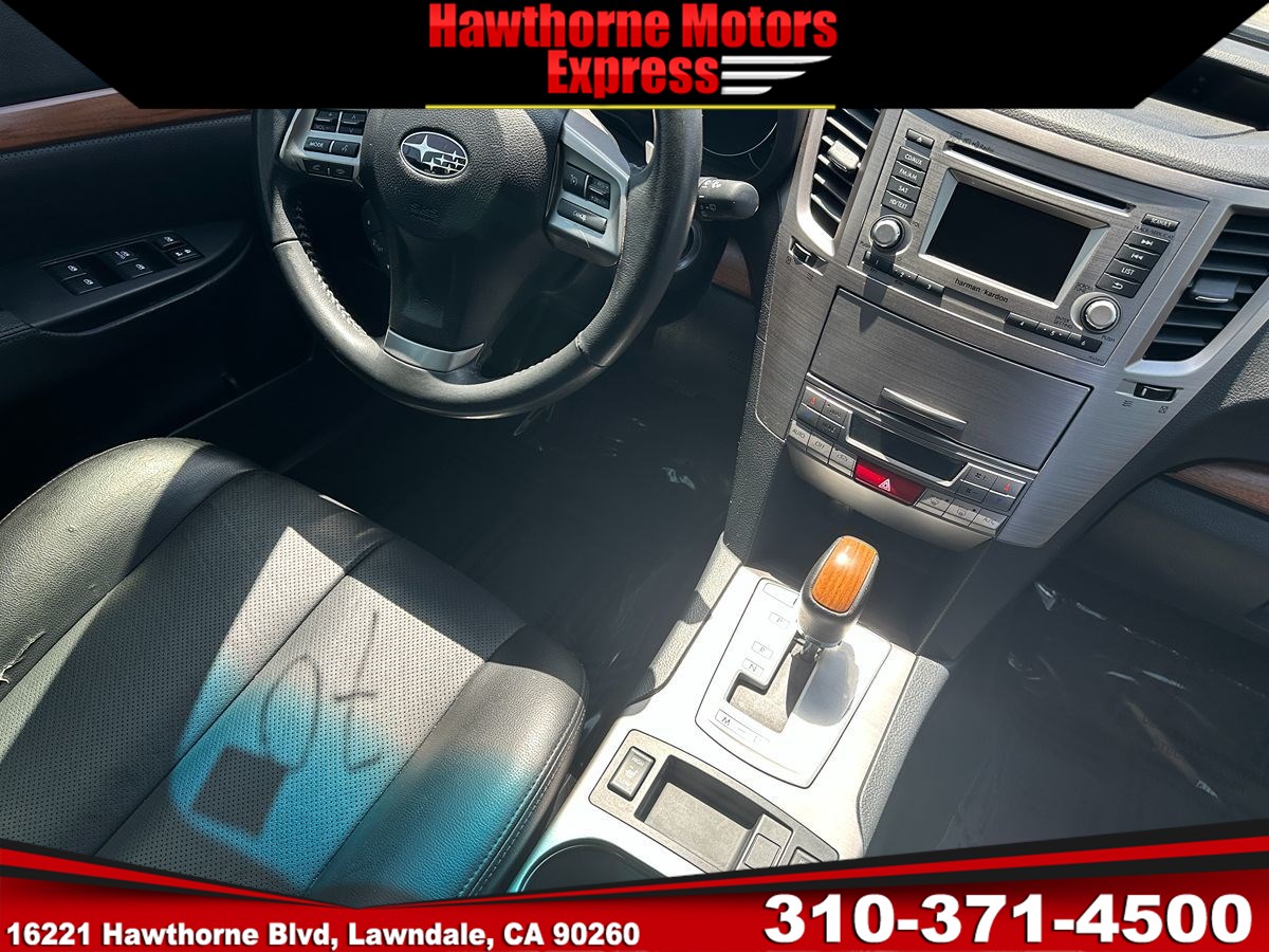 2014 Subaru Outback 2.5i Limited - Photo 11