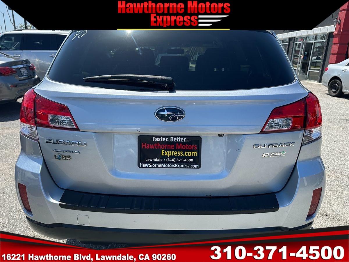2014 Subaru Outback 2.5i Limited - Photo 7