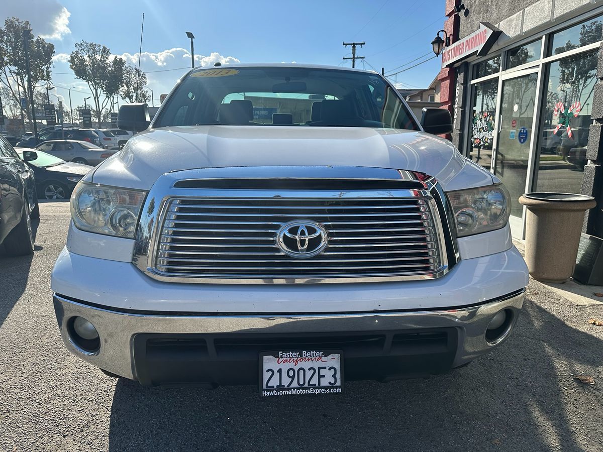 2013 Toyota Tundra Double Cab photo 2