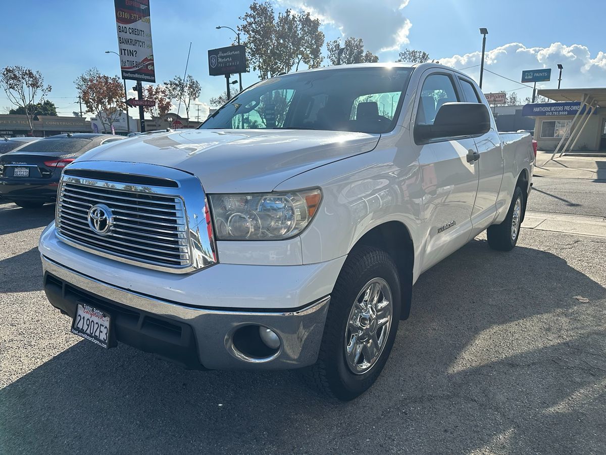 2013 Toyota Tundra Double Cab photo 3