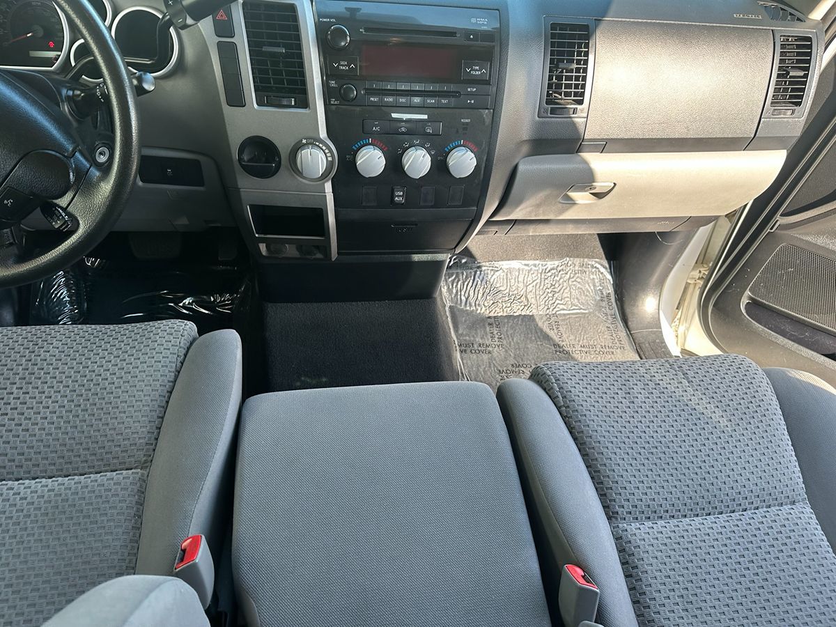 2013 Toyota Tundra Double Cab photo 11