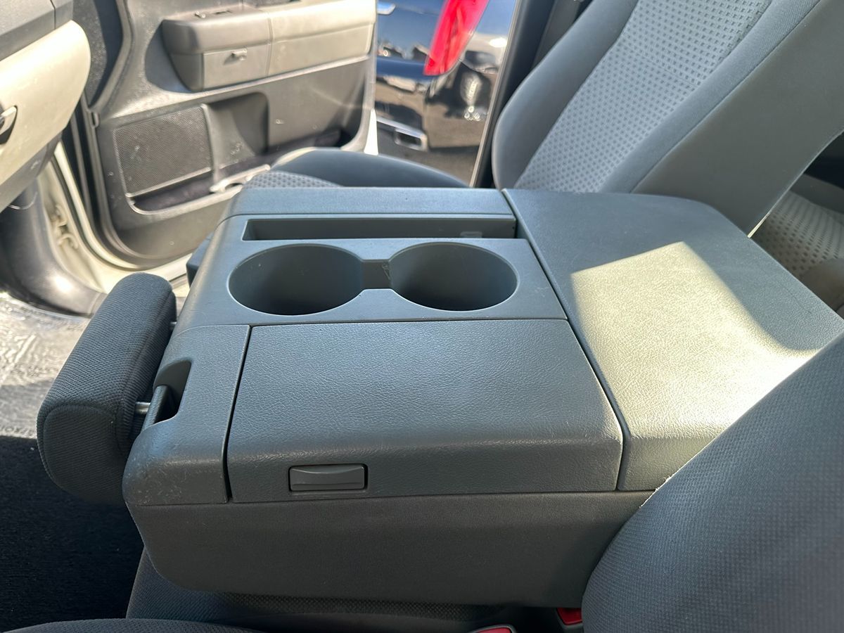 2013 Toyota Tundra Double Cab photo 10