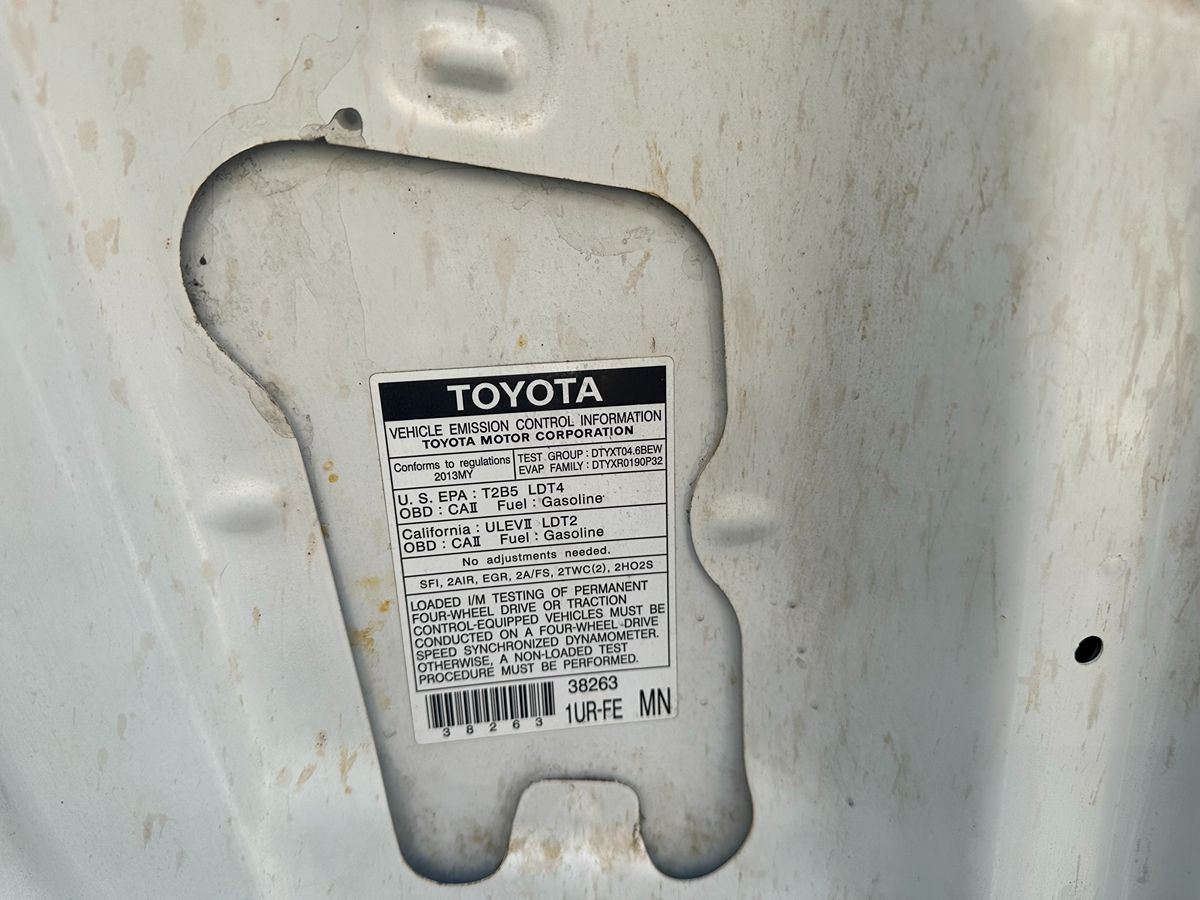2013 Toyota Tundra Double Cab photo 23
