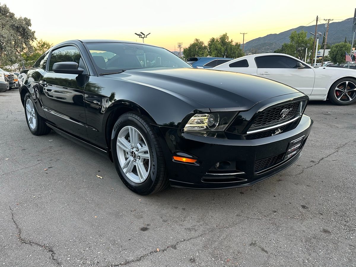 2014 Ford Mustang V6