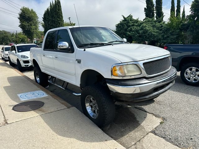 2001 Ford F-150 SuperCrew XLT