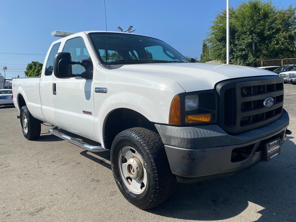 2006 Ford Super Duty F-350 SRW XL