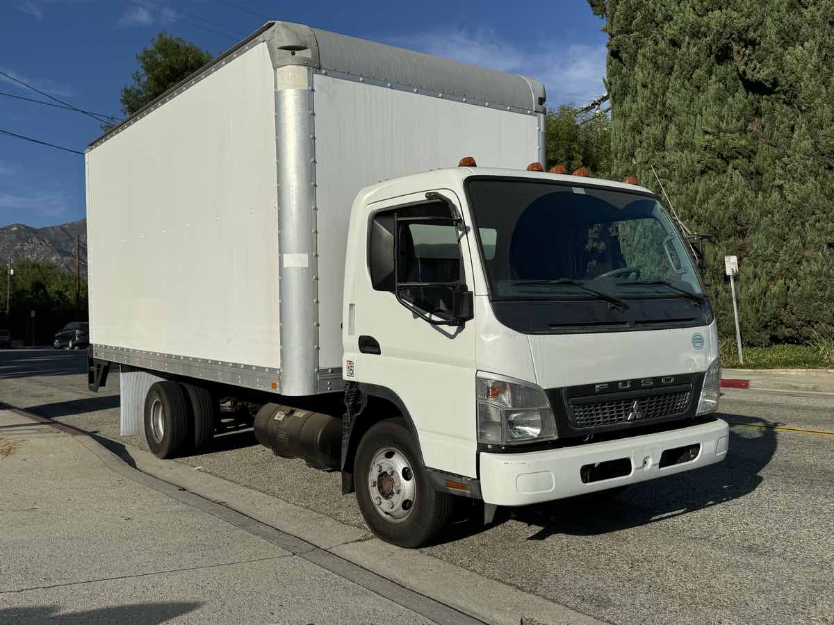 2010 Mitsubishi Fuso FE FE145