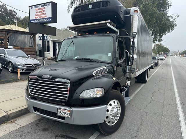 2015 Freightliner M106 