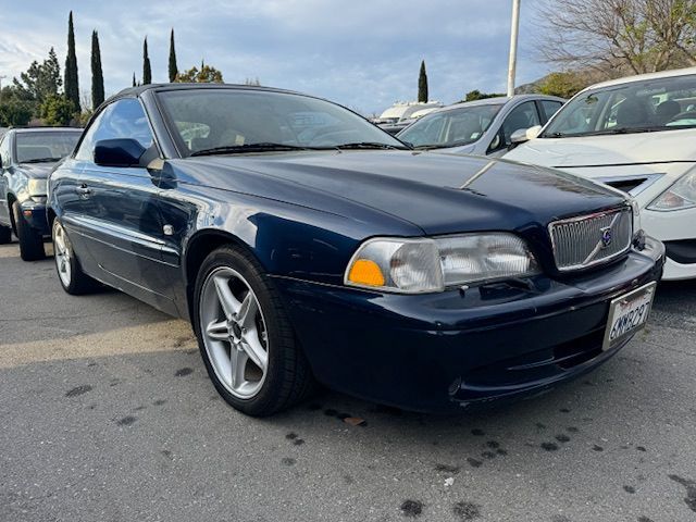 2001 Volvo C70 