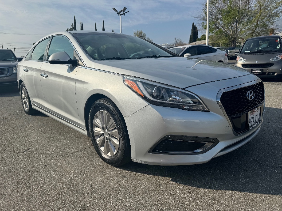 2017 Hyundai Sonata Hybrid SE