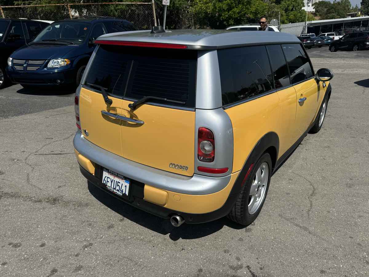 Sold 2009 MINI Cooper Clubman in La Crescenta