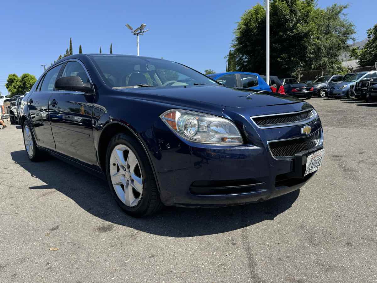 2011 Chevrolet Malibu LS w/1LS