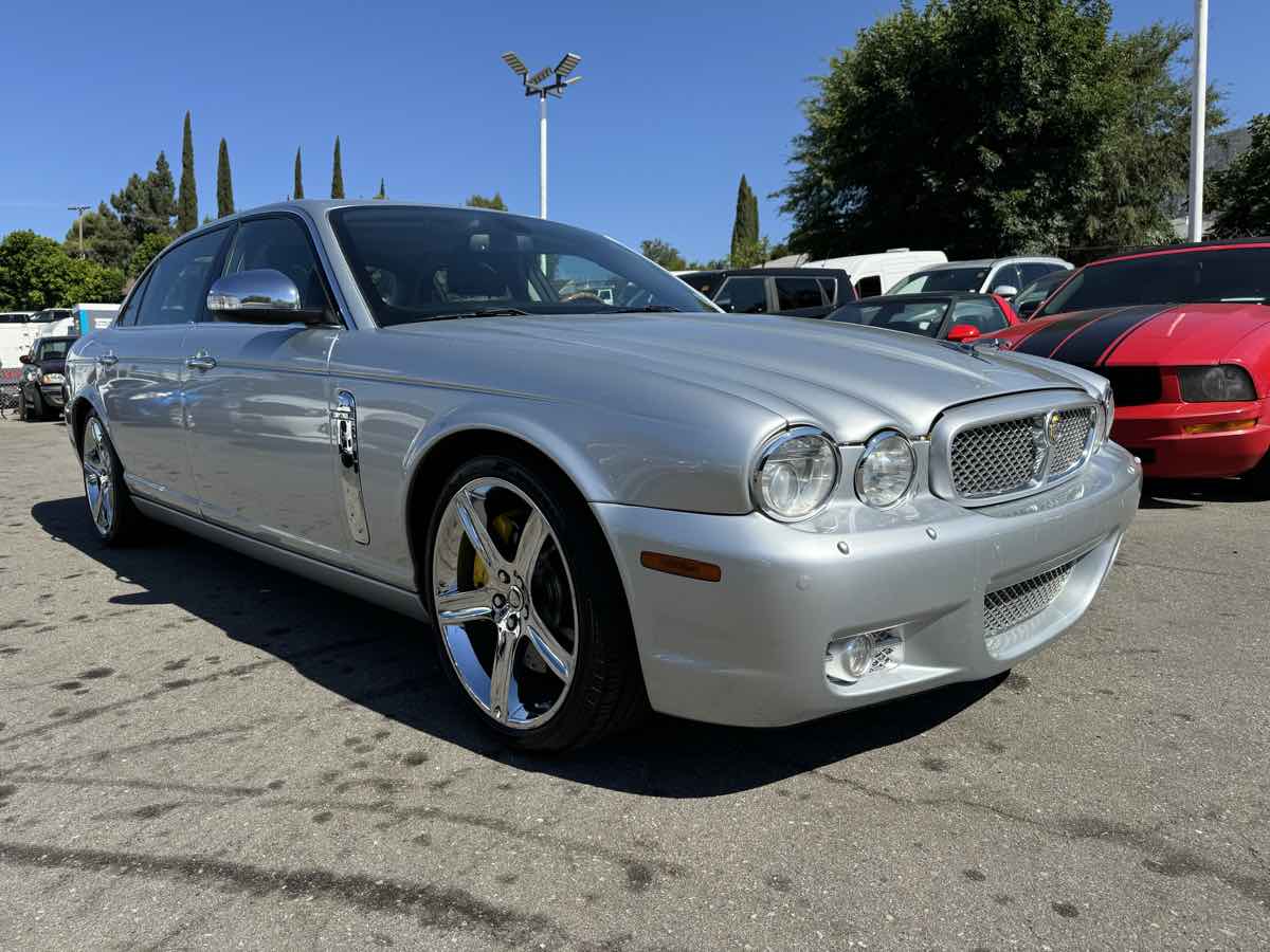 2008 Jaguar XJ Super V8