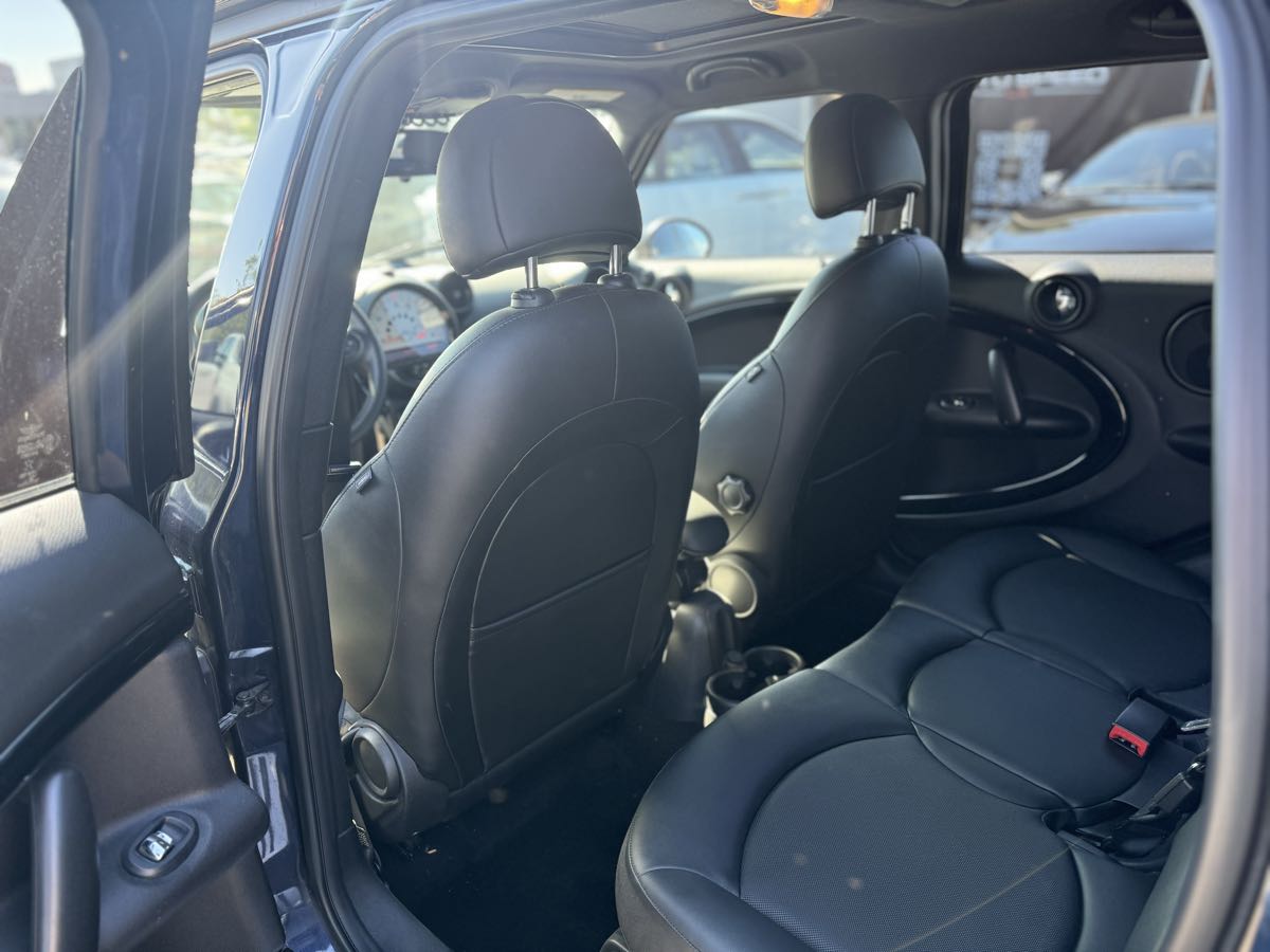 2014 Mini Countryman S photo 13