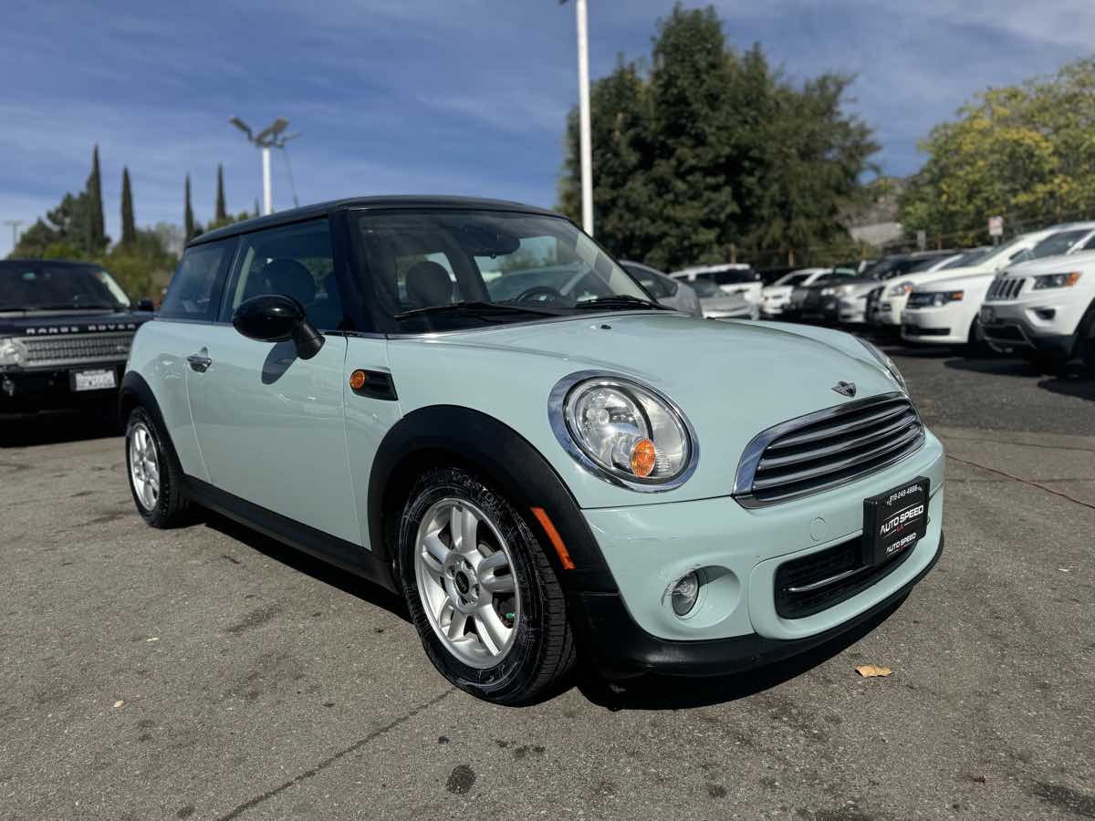 2012 MINI Cooper Hardtop 