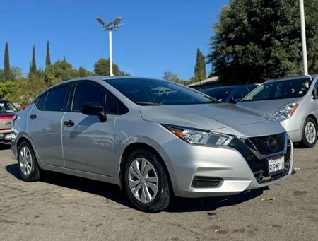 2021 Nissan Versa SV