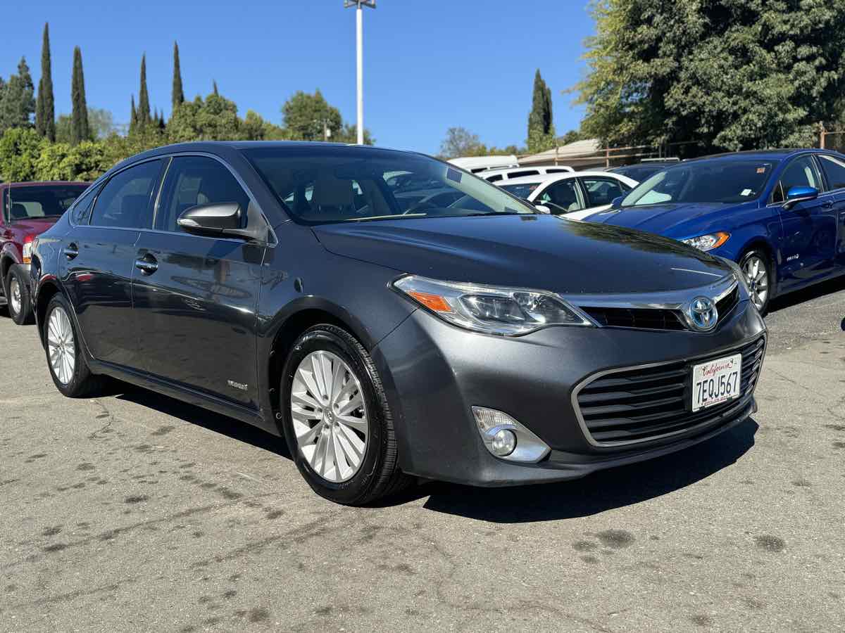 2014 Toyota Avalon Hybrid XLE Touring