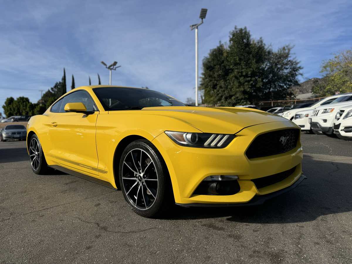 2015 Ford Mustang EcoBoost Premium