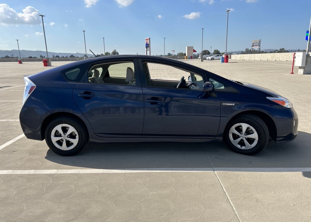 2014 Toyota Prius Two