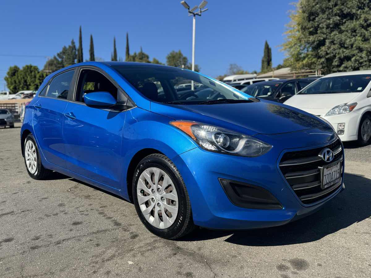 2017 Hyundai Elantra GT 