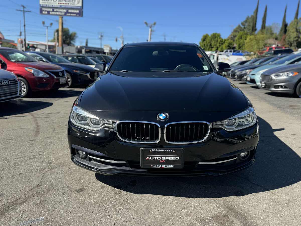 2018 Bmw 330i photo 2